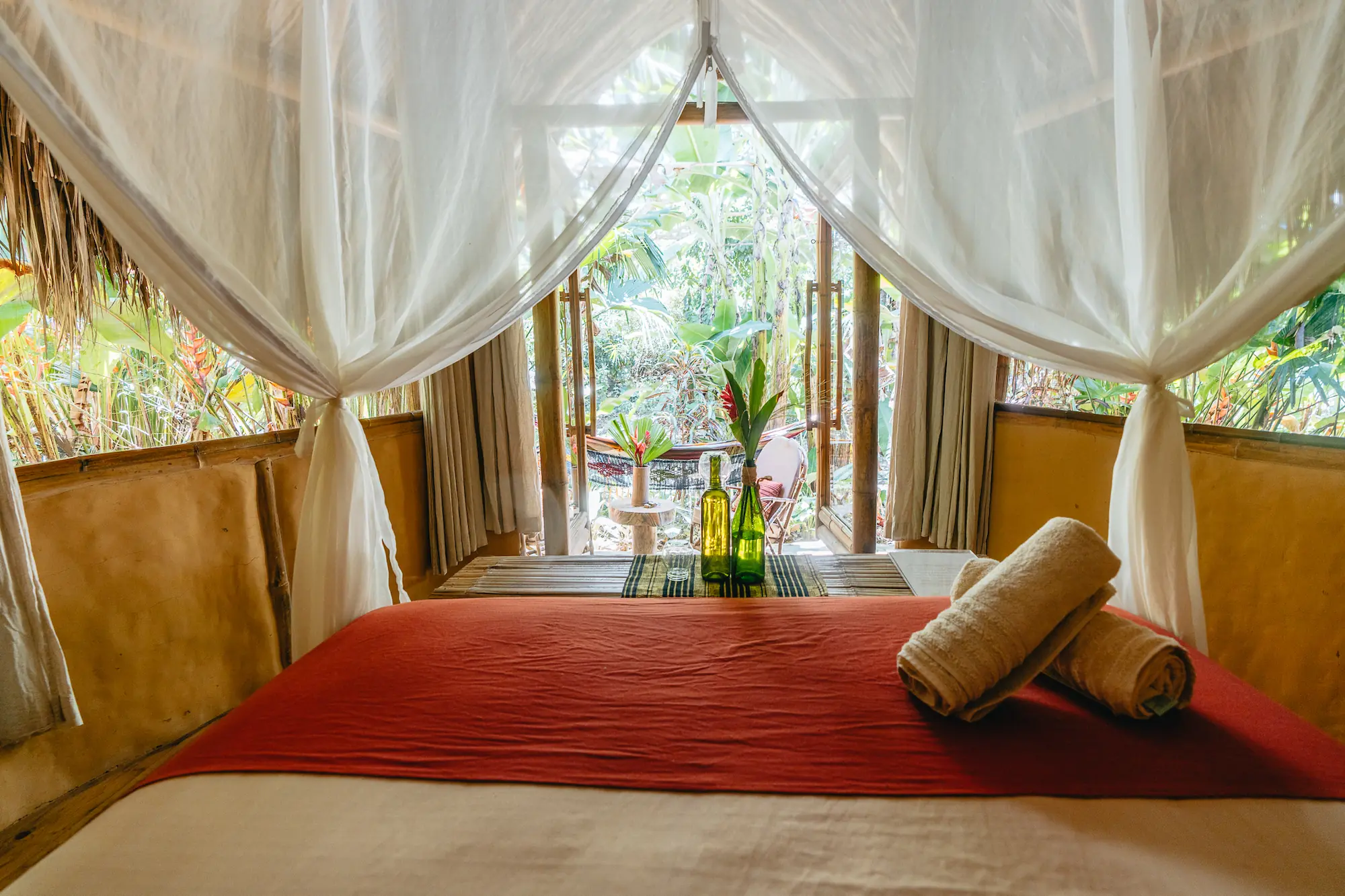 colombia retreat cabin