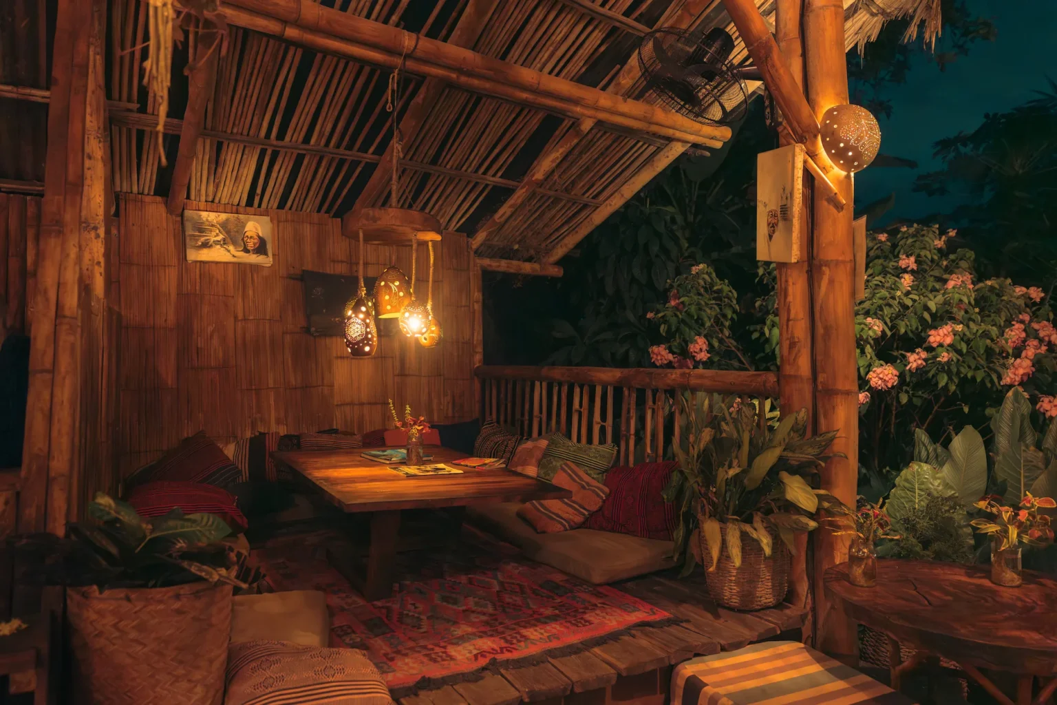 yoga lova lova retreat colombia restaurant